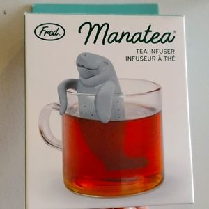Fred Manatee tea infuser